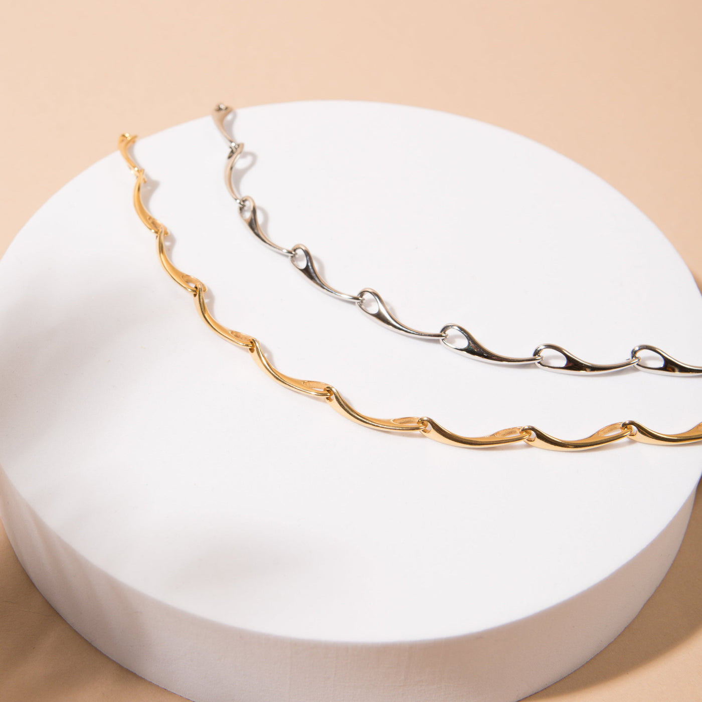Auria Necklace
